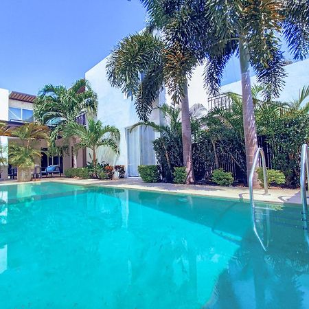 Villa Moderna Con Alberca, Gimnasio Y Cochera Мерида Экстерьер фото